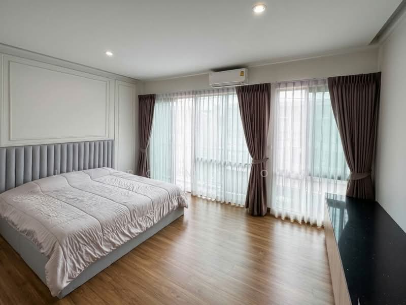 Baan Klang Muang Sukhumvit-Onnut, Bangkok, Soi On Nut 70/1, Prawet, Bangkok, 3 Bedrooms, 143 sqm, Townhouse For Rent, by Jatuporn Amonsin, 500446586 - DDproperty.com