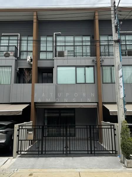 Baan Klang Muang Sukhumvit-Onnut, Bangkok, Soi On Nut 70/1, Prawet, Bangkok, 3 Bedrooms, 143 sqm, Townhouse For Rent, by Jatuporn Amonsin, 500446586 - DDproperty.com