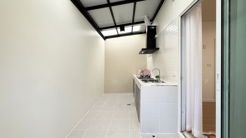 Villette Lite Pattanakarn, Bangkok, Soi Phatthanakan 38, Phatthanakan Road, Suan Luang, Bangkok, 3 Bedrooms, 120 sqm, Townhouse For Sale, by Ponwimol Wipanarapai, 500446588 - DDproperty.com