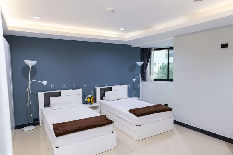 President Park Sukhumvit 24, Bangkok, 99 Sukhumvit 24 Alley, Khlongtoei Nua, Watthana, Bangkok, 3 Bedrooms, 250 sqm, Condo For Rent, by Hathaichanok Saenset, 500446642 - DDproperty.com