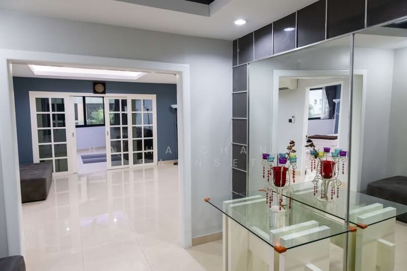 President Park Sukhumvit 24, Bangkok, 99 Sukhumvit 24 Alley, Khlongtoei Nua, Watthana, Bangkok, 3 Bedrooms, 250 sqm, Condo For Rent, by Hathaichanok Saenset, 500446642 - DDproperty.com