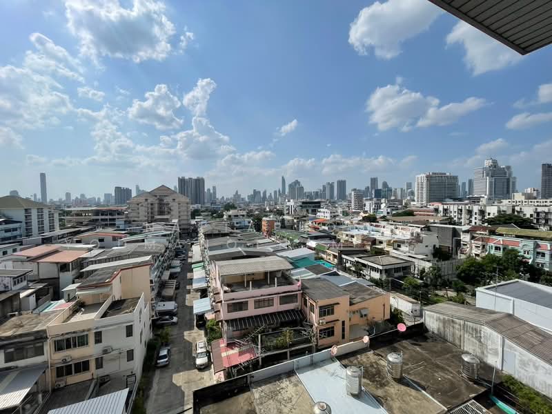 Lumpini Place Narathiwas 24, Bangkok, Sathu Pradit 19 Alley 3, Chong Nonsi, Yan Nawa, Bangkok, 1 Bedroom, 33 sqm, Condo For Sale, by NATTAPHONG Yodmanotham (K. Book), 500446645 - DDproperty.com