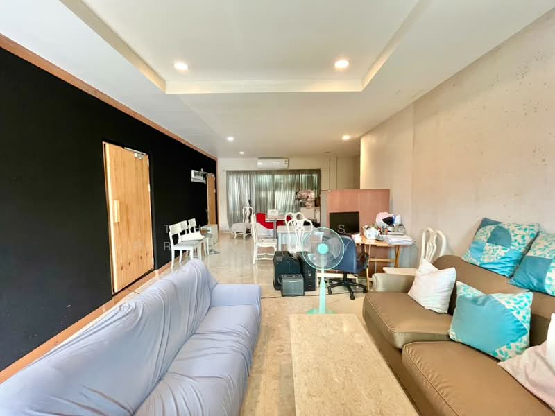 หมู่บ้านแกรนด์ บางกอก บูเลอวาร์ด รามอินทรา (Grand Bangkok Boulevard Ramintra), Bangkok, Khan Na Yao, Bangkok, 4 Bedrooms, 118 sqm, Single Detached House For Sale, by The Best Property วิ, 500446660 - DDproperty.com
