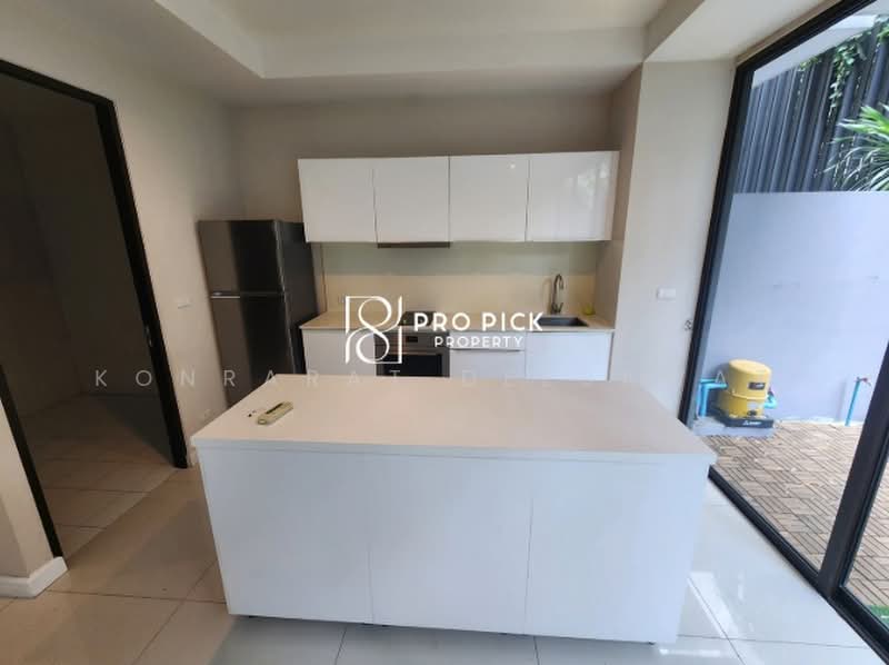 For Rent Townhouse BTS Ekkamai Sukhumvit Watthana Bangkok PP-00461, Bangkok, สุขุมวิท, Khlong Tan Nua, Watthana, Bangkok, 3 Bedrooms, 300 sqm, Townhouse For Rent, by Konrarat Deesawat, 500446662 - DDproperty.com