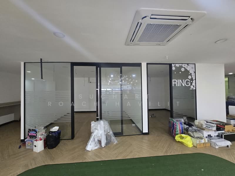 Commercial Space for Sale size 350 sqm.Ratchada Road, near MRT Cultural Centre, Bangkok, รัชดาภิเษก, Din Daeng, Bangkok, , 350 sqm, Office Space For Sale, by Suchart Roachthavilit, 500446712 - DDproperty.com