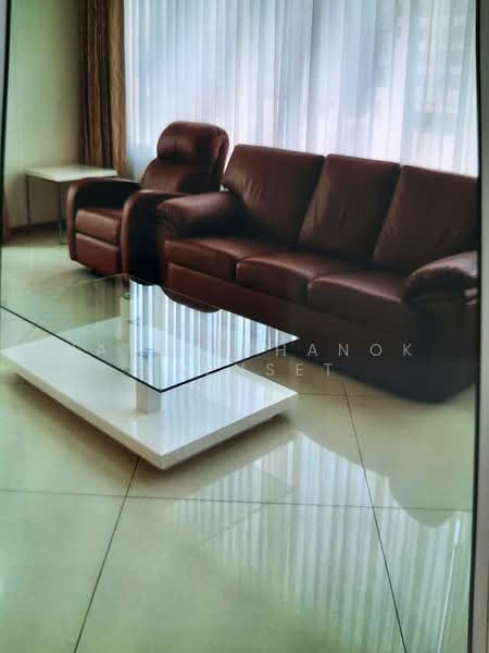 The Empire Place, Bangkok, 88 Narathiwatratchanakharin Road, Thung Maha Mek, Sathon, Bangkok, 2 Bedrooms, 105 sqm, Condo For Rent, by Hathaichanok Saenset, 500446715 - DDproperty.com