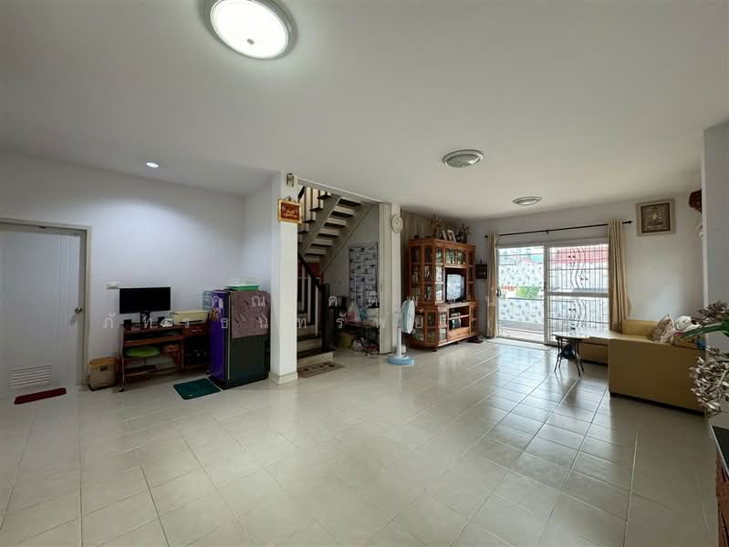 พร้อมพัฒน์2 รามอินทรา (Baan Phromphat 2 Ramintra), Bangkok, ถนนปัญญาอินทรา, Sam Wa Tawan Tok, Khlong Sam Wa, Bangkok, 3 Bedrooms, 140 sqm, Semi-Detached House (Twin House) For Sale, by คุณ คติพจน์ ภัทรธนทรัพย์ (พีท), 500446722 - DDproperty.com