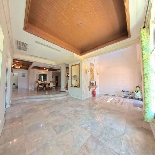 Nantawan Sukhumvit 77, Bangkok, Sukhumvit 77 (On Nut 44), Bang Chak, Phra Khanong, Bangkok, 5 Bedrooms, 350 sqm, Single Detached House For Sale, by Rinrada Saelee, 500446729 - DDproperty.com