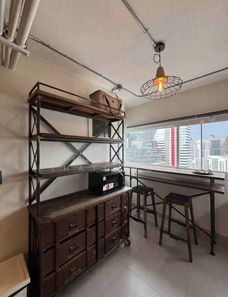 ITF Silom Palace, Bangkok, 160 Soi Naradhiwas Rajanagarindra 1, Suriyawong, Bang Rak, Bangkok, 2 Bedrooms, 97 sqm, Condo For Rent, by Fazwaz (Thailand) Co., Ltd., 500446739 - DDproperty.com