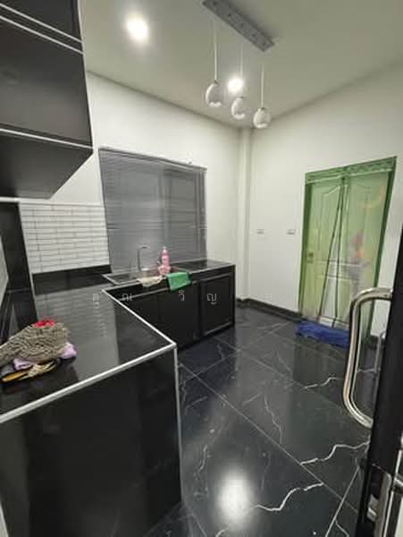ขายบ้านเดี่ยว 2 ชั้น ทำเลดี ใจกลางเมืองอุดรธานี, อุดรธานี, หมากแข้ง, เมืองอุดรธานี, อุดรธานี, 528 ตร.ม., บ้านเดี่ยว ขาย, โดย คุณ วิญากร, 500446780 - DDproperty.com