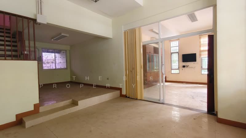 Grand Ville Onnnut80, Bangkok, Soi On Nut 80 Yeak 5, Prawet, Bangkok, 6 Bedrooms, 100 sqm, Townhouse For Sale, by The Best Property อานัส, 500446792 - DDproperty.com