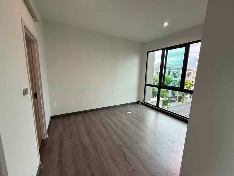 Baan Klang Muang Classe Ratchayothin, Bangkok, Chatuchak, Chatuchak, Bangkok, 3 Bedrooms, 234 sqm, Townhouse For Rent, by Pudis Chitrungsakorn, 500446817 - DDproperty.com