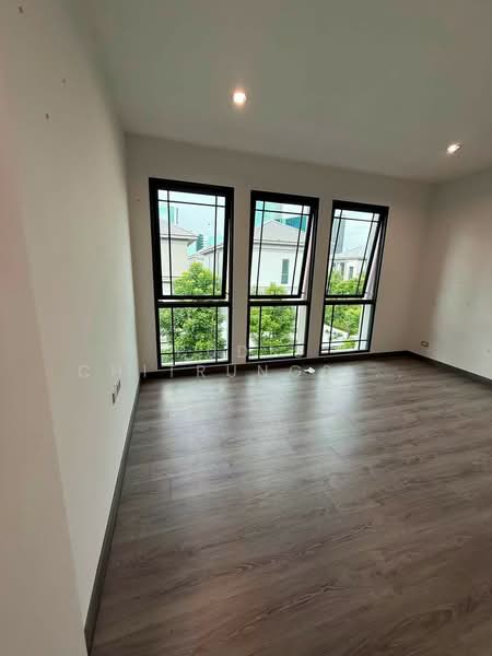 Baan Klang Muang Classe Ratchayothin, Bangkok, Chatuchak, Chatuchak, Bangkok, 3 Bedrooms, 234 sqm, Townhouse For Rent, by Pudis Chitrungsakorn, 500446817 - DDproperty.com