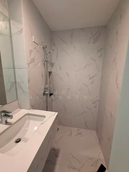 Baan Klang Muang Classe Ratchayothin, Bangkok, Chatuchak, Chatuchak, Bangkok, 3 Bedrooms, 234 sqm, Townhouse For Rent, by Pudis Chitrungsakorn, 500446817 - DDproperty.com