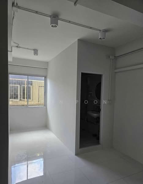 Commercial Building for Rent Near BTS Bang Chak – Only 400 Meters (SPSSR328), Bangkok, สุขุมวิท, Bang Chak, Phra Khanong, Bangkok, , 200 sqm, Shophouse For Rent, by Khun Poon, 500446839 - DDproperty.com