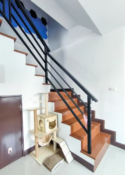 Moobaan K.C. Ramintra 7, Bangkok, Sam Wa Tawan Tok, Khlong Sam Wa, Bangkok, 2 Bedrooms, 88 sqm, Townhouse For Sale, by พิพัฒน์ชัย ชัยศรีบุญเรือง, 500446862 - DDproperty.com