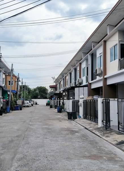 Moobaan K.C. Ramintra 7, Bangkok, Sam Wa Tawan Tok, Khlong Sam Wa, Bangkok, 2 Bedrooms, 88 sqm, Townhouse For Sale, by พิพัฒน์ชัย ชัยศรีบุญเรือง, 500446862 - DDproperty.com