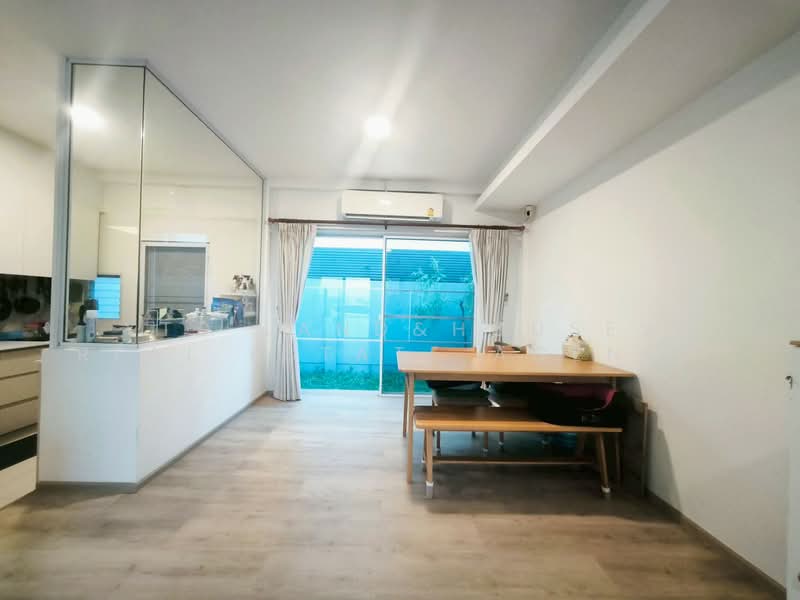 Indy 2 Bangna-Ramkhamhaeng 2, Bangkok, Soi Ramkhamhaeng 2, Dok Mai, Prawet, Bangkok, 3 Bedrooms, 122 sqm, Townhouse For Sale, by YTD Land&houses Real Estate Agency, 500446881 - DDproperty.com