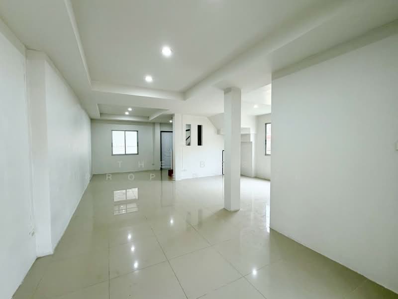 มณฑาทิพย์ 2, Nakhon Pathom, Bang Khaem, Muang Nakhon Pathom, Nakhon Pathom, 3 Bedrooms, 100 sqm, Townhouse For Sale, by The Best Property ส้ม, 500446920 - DDproperty.com