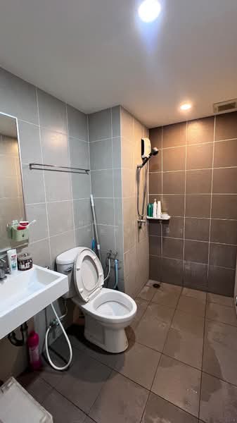 Lumpini Ville Sukhumvit 76-Bearing Station 2, Samut Prakan, Soi Sukhumvit 76, Samrong Nua, Muang Samut Prakarn, Samut Prakan, 2 Bedrooms, 39 sqm, Condo For Sale, by The Best Property นิว, 500446921 - DDproperty.com
