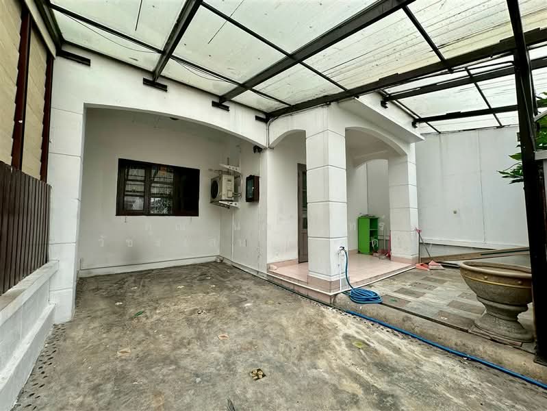 Lumpini-Bang Bua Thong, Nonthaburi, Phimonrat, Bang Bua Thong, Nonthaburi, 4 Bedrooms, 120 sqm, Townhouse For Sale, by คุณ นครินทร์ วัชรเสนา (โดม), 500446954 - DDproperty.com