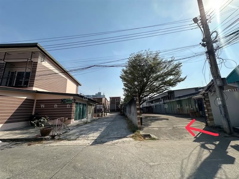 ที่ดิน + บ้านเดี่ยว 2 ชั้น 553.9 ตร.ว. ซอยลาดพร้าว114 ถนนลาดพร้าว, กรุงเทพ, ถนนลาดพร้าว, พลับพลา, วังทองหลาง, กรุงเทพ, 2,216 ตร.ม., ที่ดิน ขาย, โดย คุณ ปารดา พลอยแดง (ก้อย), 500446992 - DDproperty.com