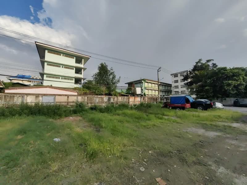 ขายที่ดิน 400ตรว. ในซอยเฉลิมพระเกียรติ ร9 ซอย 25และ27 ใกล้สวนหลวงร.9 ใกล้ MRTศรีอุดม, Bangkok, เฉลิมพระเกียรติ25-27, Nong Bon, Prawet, Bangkok, , 1,600 sqm, Land For Sale, by vanee chiracharasporn, 500446993 - DDproperty.com
