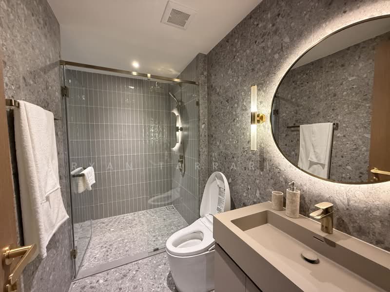 Via 34, Bangkok, 15 Soi Sukhumvit 34, Khong Tan, Khlong Toei, Bangkok, 2 Bedrooms, 92 sqm, Condo For Rent, by Ryan Tarrarinn, 500447017 - DDproperty.com