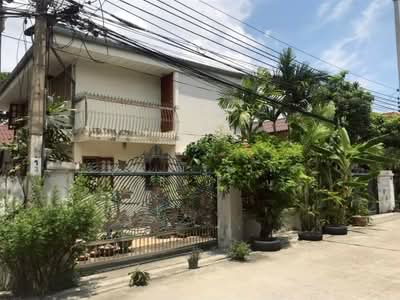 ขาย - บ้านเดี่ยว 2.5 ชั้น 100 ตร.ว. บ้านเดี่ยวย่านลาดพร้าว ซอยลาดพร้าว87, กรุงเทพ