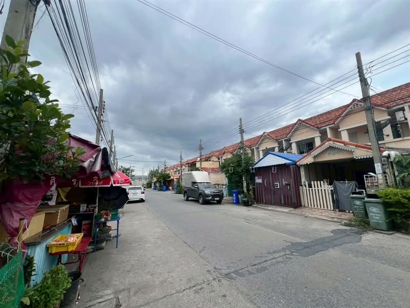 ภูมิใจนิเวศน์ 1 โครงการ 14 ( Poomjai Nivate 1 Project 14 ), สมุทรปราการ, ถนนสุขสวัสดิ์, ในคลองบางปลากด, พระสมุทรเจดีย์, สมุทรปราการ, 90 ตร.ม., ทาวน์เฮ้าส์ ขาย, โดย คุณ ธีรธันย์ ศิรวิทยานันท์ (เมฆ), 500447051 - DDproperty.com