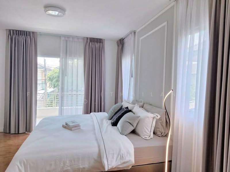 บ้านเดี่ยว 3 ห้องนอน 230 ตร.ม. ให้เช่าลาดกระบัง ใกล้สุวรรณภูมิ, กรุงเทพ, ลำปลาทิว, ลาดกระบัง, กรุงเทพ, 230 ตร.ม., บ้านเดี่ยว ให้เช่า, โดย Fazwaz (Thailand) Co., Ltd., 500447061 - DDproperty.com