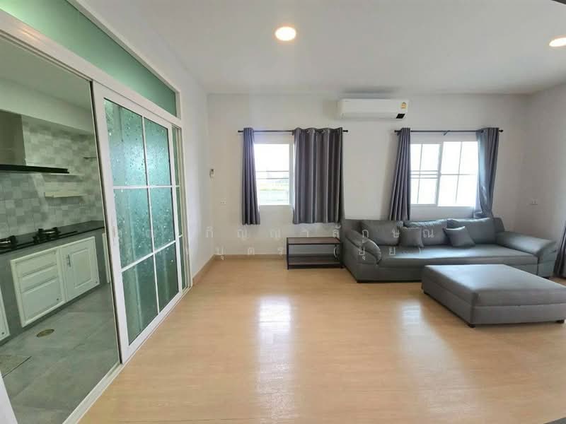 Q District Westgate, Nonthaburi, Chan Thong Iam Road, Bang Rak Pattana, Bang Bua Thong, Nonthaburi, 3 Bedrooms, 130 sqm, Townhouse For Sale, by คุณ ภิญญาลักษณ์ เทพบุตร (ยุ้ย), 500447074 - DDproperty.com