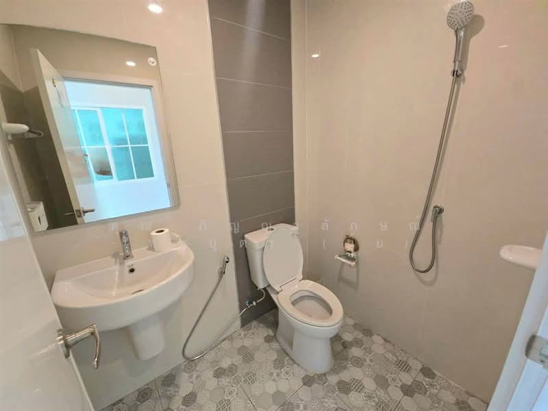 Q District Westgate, Nonthaburi, Chan Thong Iam Road, Bang Rak Pattana, Bang Bua Thong, Nonthaburi, 3 Bedrooms, 130 sqm, Townhouse For Sale, by คุณ ภิญญาลักษณ์ เทพบุตร (ยุ้ย), 500447074 - DDproperty.com