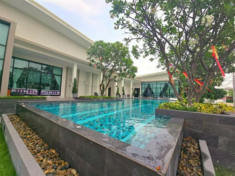 Q District Westgate, Nonthaburi, Chan Thong Iam Road, Bang Rak Pattana, Bang Bua Thong, Nonthaburi, 3 Bedrooms, 130 sqm, Townhouse For Sale, by คุณ ภิญญาลักษณ์ เทพบุตร (ยุ้ย), 500447074 - DDproperty.com