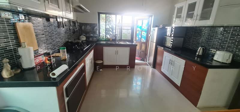 7S0197 Pool villa for sale 22,000,000 baht 4 bedroom 4 bathroom at rawai have fully furnished, Phuket, Rawai, Muang Phuket, Phuket, 4 Bedrooms, 640 sqm, Villa For Sale, by PK LIFE Property, 500447089 - DDproperty.com