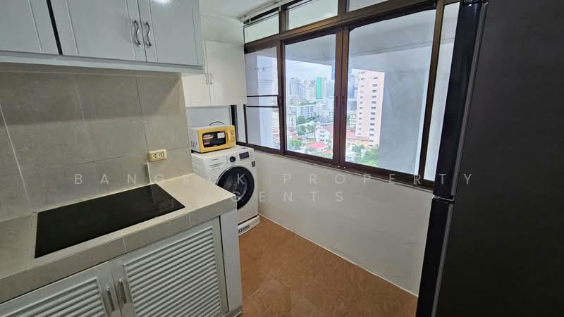 Crystal Garden, Bangkok, 217 Sukhumvit 4 Alley, Khlong Toei, Bangkok, 2 Bedrooms, 32 sqm, Condo For Rent, by BANGKOK PROPERTY AGENTS, 500447102 - DDproperty.com