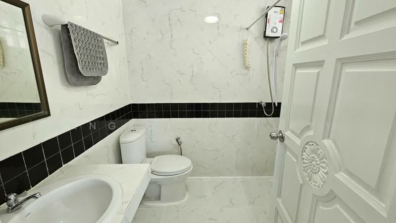 Crystal Garden Condominium : คริสตัล การ์เด้น, กรุงเทพ, 217 ถนนสุขุมวิท ซอย 4, คลองเตย, กรุงเทพ, 32 ตร.ม., คอนโด ให้เช่า, โดย BANGKOK PROPERTY AGENTS, 500447102 - DDproperty.com