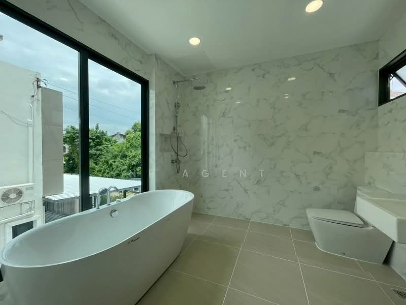 บ้านเดี่ยว รัชโยธิน-รัชดา 42, Bangkok, Chan Kasem, Chatuchak, Bangkok, 3 Bedrooms, 250 sqm, Single Detached House For Sale, by NR AGENT, 500447117 - DDproperty.com
