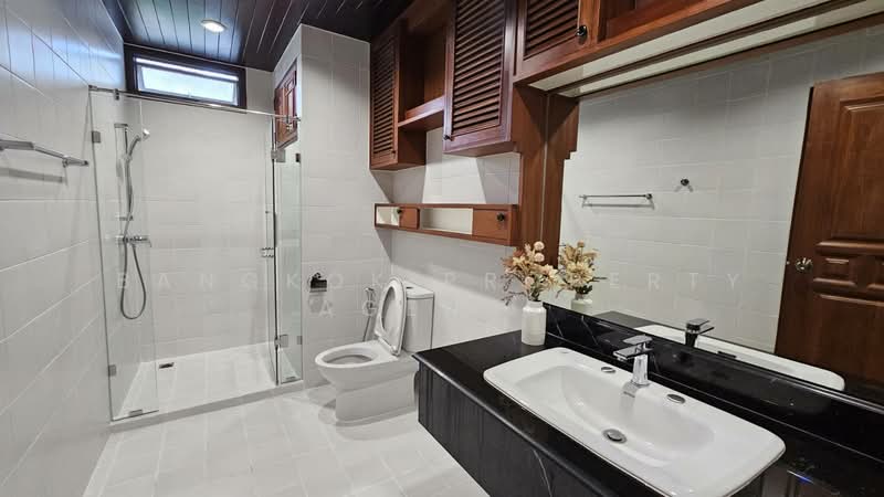 The Lanai Private Residence, Bangkok, 33 Sukhumvit 26, Khong Tan, Khlong Toei, Bangkok, 3 Bedrooms, 350 sqm, Condo For Rent, by BANGKOK PROPERTY AGENTS, 500447119 - DDproperty.com