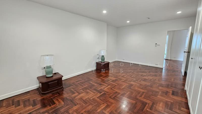 The Lanai Private Residence, Bangkok, 33 Sukhumvit 26, Khong Tan, Khlong Toei, Bangkok, 4 Bedrooms, 380 sqm, Condo For Rent, by BANGKOK PROPERTY AGENTS, 500447129 - DDproperty.com