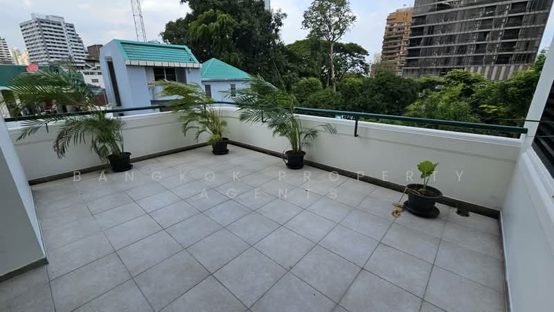 The Lanai Private Residence : เดอะ ลาไน ไพรเวด สุขุมวิท 26, กรุงเทพ, 33 สุขุมวิท 26, คลองตัน, คลองเตย, กรุงเทพ, 380 ตร.ม., คอนโด ให้เช่า, โดย BANGKOK PROPERTY AGENTS, 500447129 - DDproperty.com