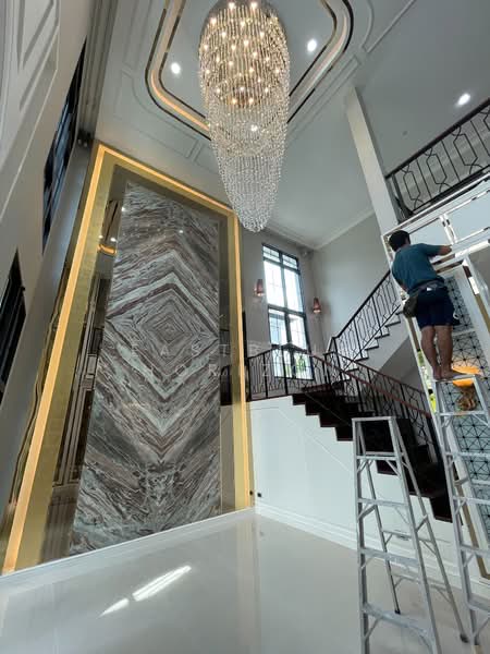 The Palazzo Pinklao, Bangkok, 55 Borommaratchachonnani Frontage Rd, Sala Thammasop, Thawi Watthana, Bangkok, 4 Bedrooms, 403 sqm, Single Detached House For Sale, by Eastblue Horizon, 500447143 - DDproperty.com