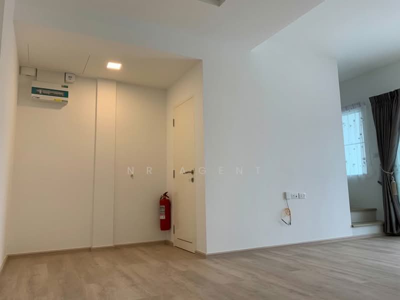 Indy 2 Bangna-Ramkhamhaeng 2, Bangkok, Soi Ramkhamhaeng 2, Dok Mai, Prawet, Bangkok, 2 Bedrooms, 100 sqm, Townhouse For Sale, by NR AGENT, 500447150 - DDproperty.com