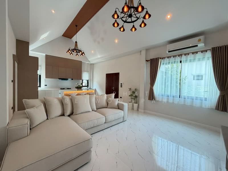 ชากนอก, Chon Buri (Pattaya), ชากนอก, Nong Pru, Bang Lamung (Pattaya), Chon Buri (Pattaya), 3 Bedrooms, 135 sqm, Villa For Sale, by Sujiphat Sreewongpan, 500447156 - DDproperty.com