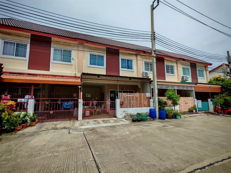 เค.ซี.คู่สร้างวิลล่า เฟส6 ( K.C. Kusang Villa Phase 6 ), Samut Prakan, ถนนประชาอุทิศ-วัดคู่สร้าง, Nai Khlong Bang Pla Kot, Phra Samut Jadee, Samut Prakan, 4 Bedrooms, 130 sqm, Townhouse For Sale, by คุณ พรชัย เสนจันทร์ฒิไชย (โก้), 500447160 - DDproperty.com