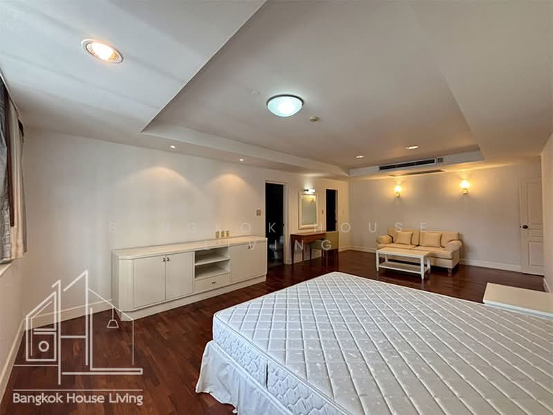 Krungthep Thani Tower, Bangkok, 56 Soi Sukhumvit 24, Khong Tan, Khlong Toei, Bangkok, 3 Bedrooms, 230 sqm, Condo For Rent, by Bangkok House Living, 500447173 - DDproperty.com