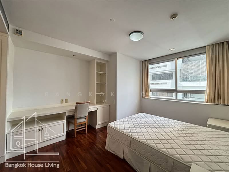 Krungthep Thani Tower, Bangkok, 56 Soi Sukhumvit 24, Khong Tan, Khlong Toei, Bangkok, 3 Bedrooms, 230 sqm, Condo For Rent, by Bangkok House Living, 500447173 - DDproperty.com