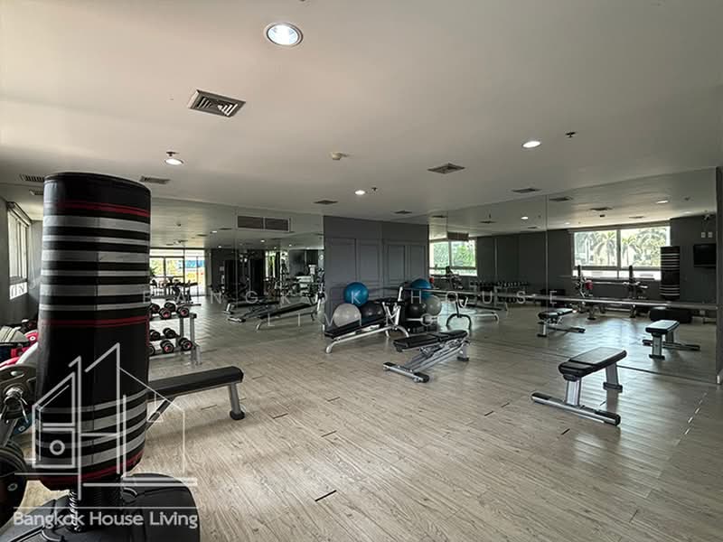 Krungthep Thani Tower, Bangkok, 56 Soi Sukhumvit 24, Khong Tan, Khlong Toei, Bangkok, 3 Bedrooms, 230 sqm, Condo For Rent, by Bangkok House Living, 500447173 - DDproperty.com
