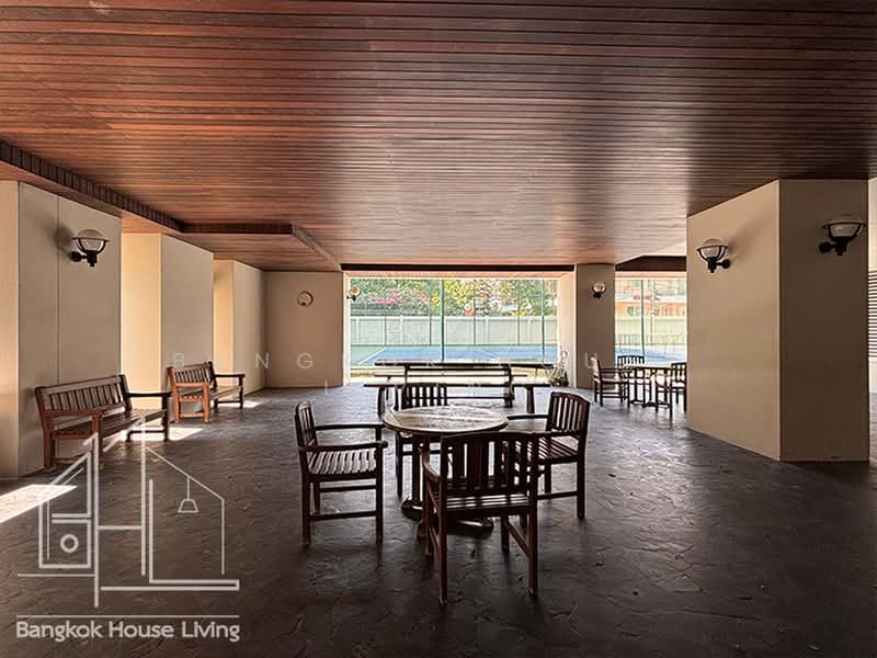 Krungthep Thani Tower, Bangkok, 56 Soi Sukhumvit 24, Khong Tan, Khlong Toei, Bangkok, 3 Bedrooms, 230 sqm, Condo For Rent, by Bangkok House Living, 500447173 - DDproperty.com