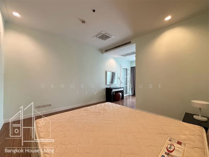 Noble Ora, Bangkok, Soi Sukhumvit 55, Sukhumvit Road, Khlong Tan Nua, Watthana, Bangkok, 1 Bedroom, 79 sqm, Condo For Rent, by Bangkok House Living, 500447188 - DDproperty.com